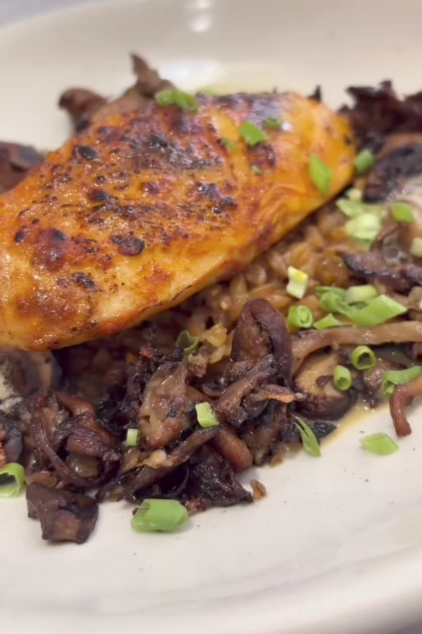 Filet de poulet mariné au saté cuit à basse température
